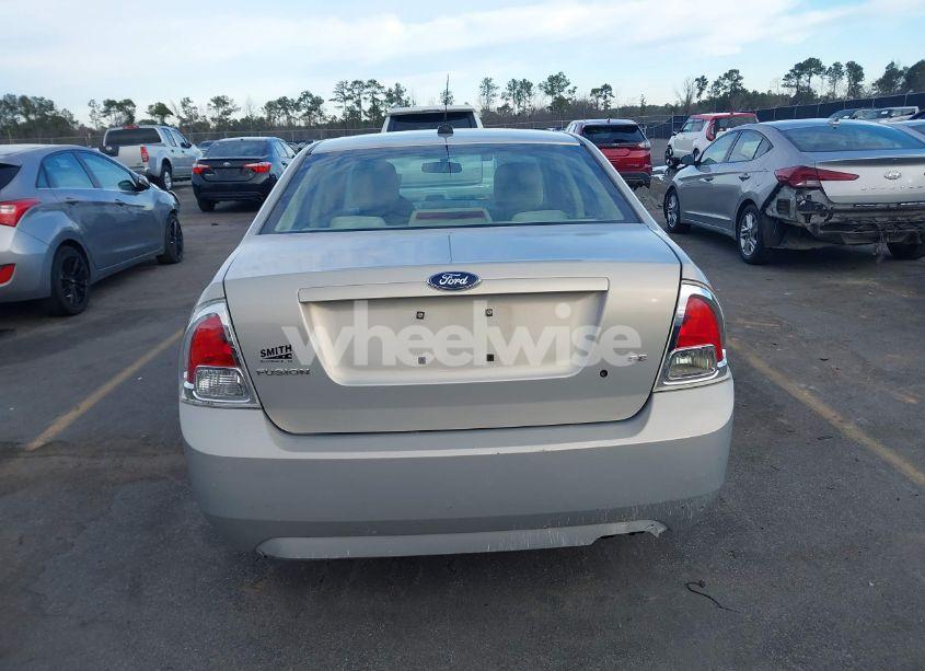Photo 16 of 2009 Ford Fusion SE (VIN 3FAHP07Z29R185285)