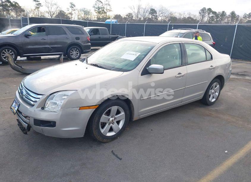 Photo 2 of 2009 Ford Fusion SE (VIN 3FAHP07Z29R185285)