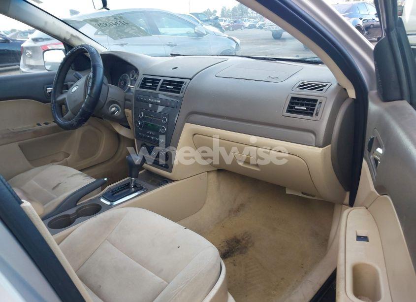 Photo 5 of 2009 Ford Fusion SE (VIN 3FAHP07Z29R185285)