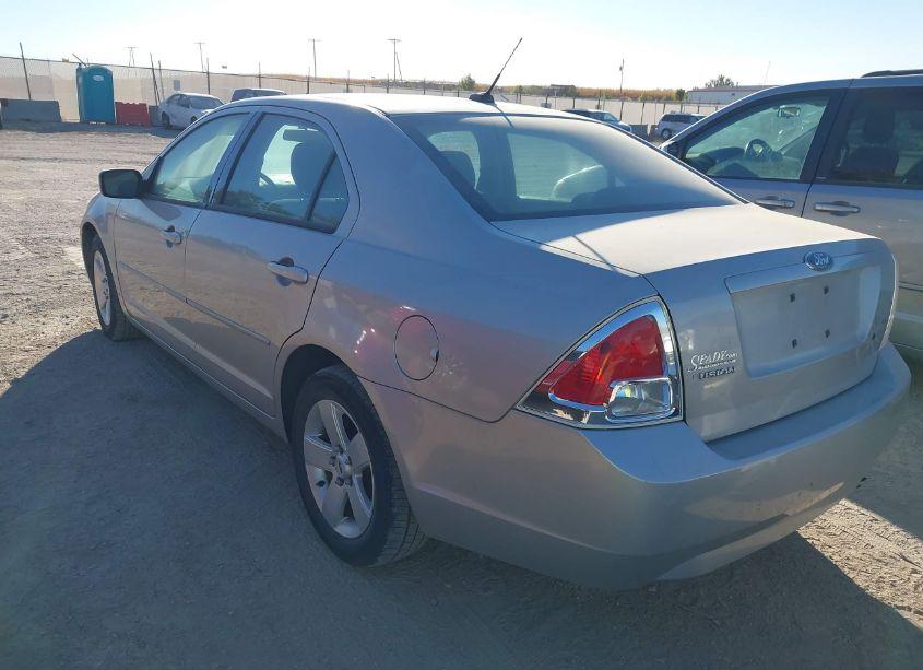 Photo 3 of 2007 Ford Fusion SE (VIN 3FAHP07Z37R218582)