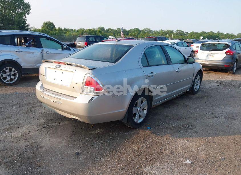Photo 4 of 2007 Ford Fusion SE (VIN 3FAHP07Z37R239061)