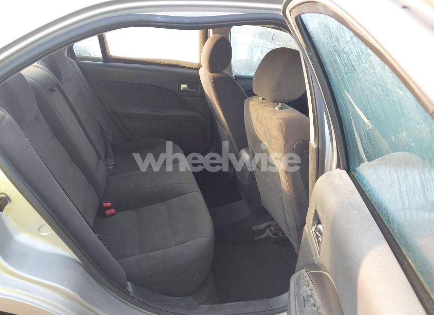 Photo 8 of 2007 Ford Fusion SE (VIN 3FAHP07Z37R239061)