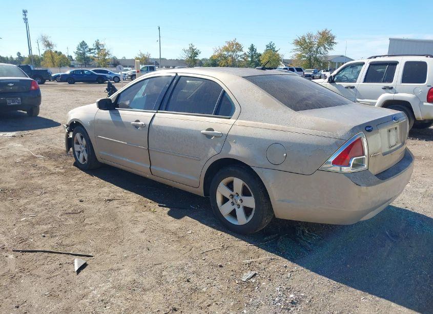 Photo 3 of 2007 Ford Fusion SE (VIN 3FAHP07Z37R246740)