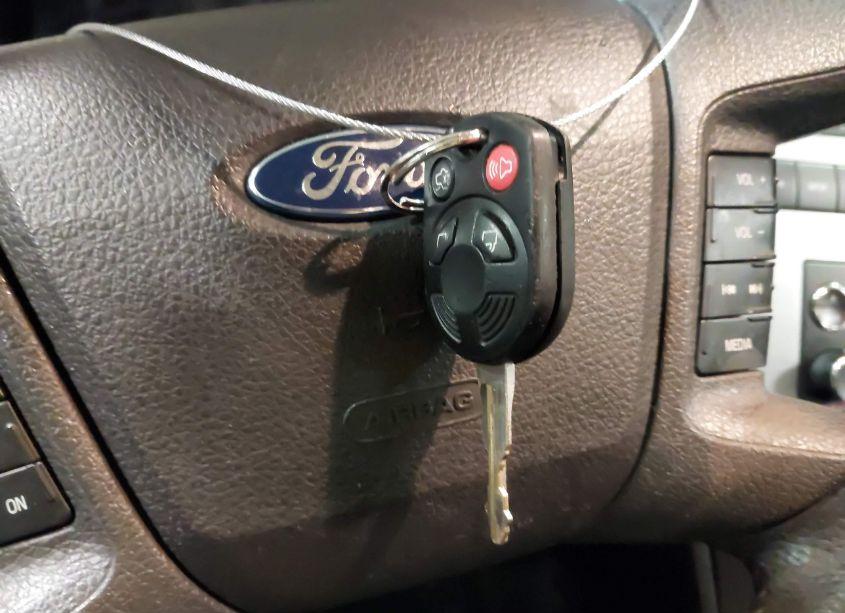 Photo 11 of 2008 Ford Fusion SE (VIN 3FAHP07Z38R271106)