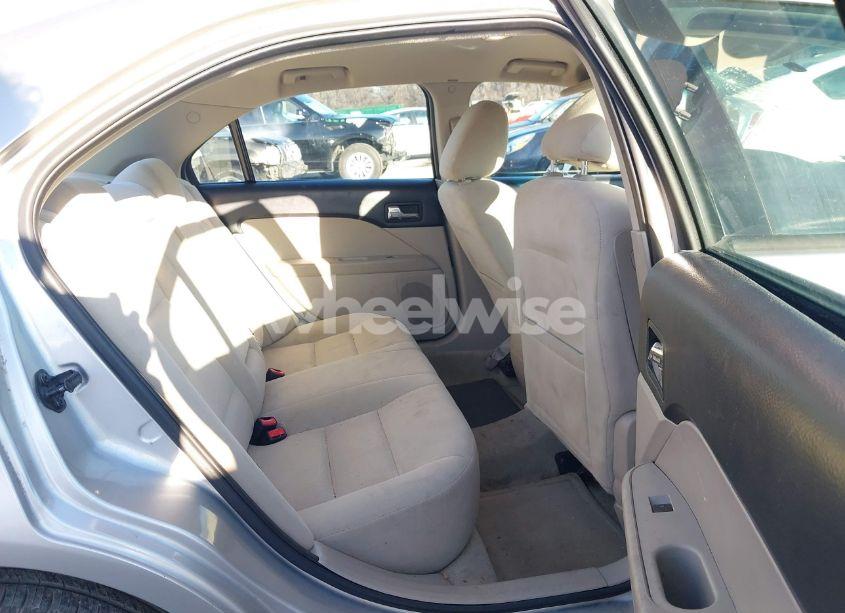 Photo 8 of 2009 Ford Fusion SE (VIN 3FAHP07Z39R114970)