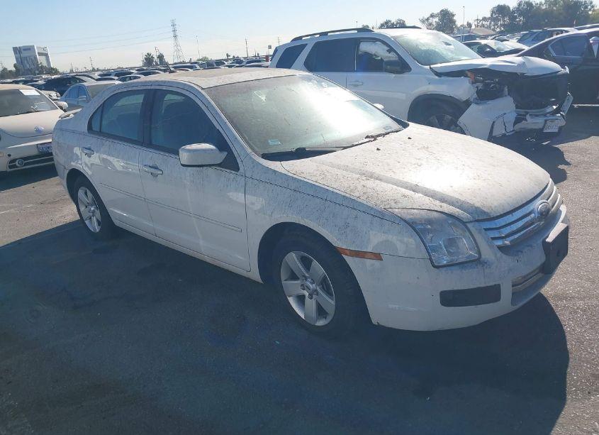 2009 Ford Fusion SE (VIN 3FAHP07Z39R181455) main photo