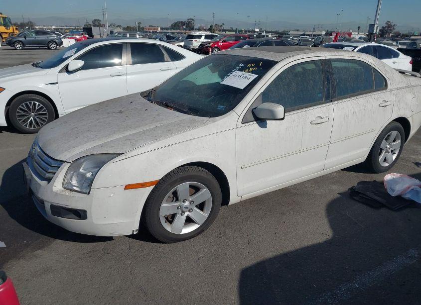 Photo 2 of 2009 Ford Fusion SE (VIN 3FAHP07Z39R181455)