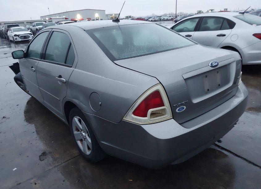 Photo 3 of 2009 Ford Fusion SE (VIN 3FAHP07Z39R220593)