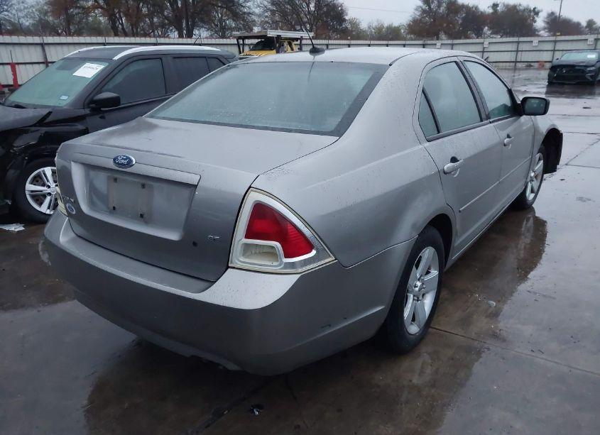 Photo 4 of 2009 Ford Fusion SE (VIN 3FAHP07Z39R220593)