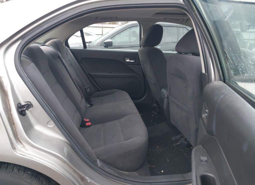 Photo 8 of 2009 Ford Fusion SE (VIN 3FAHP07Z39R220593)