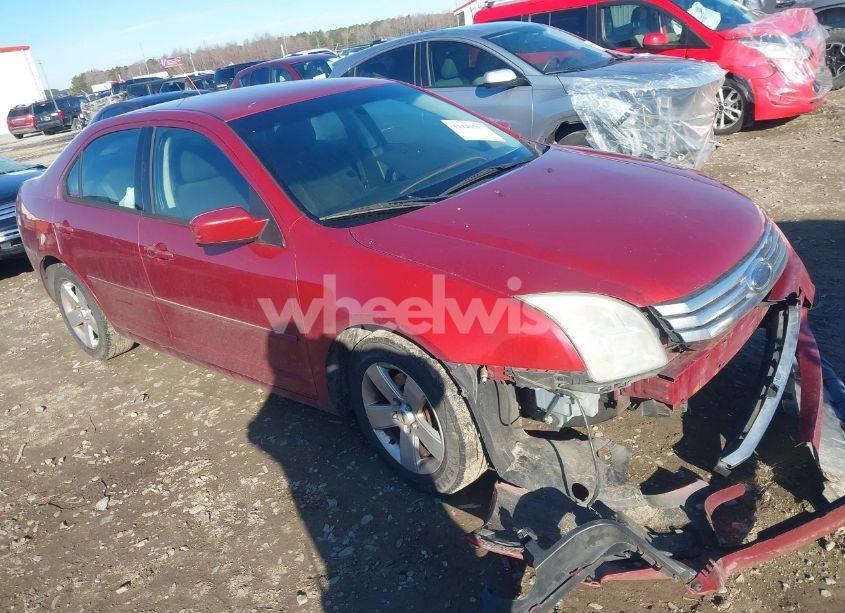 2007 Ford Fusion SE (VIN 3FAHP07Z47R271307) main photo
