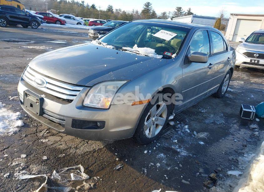 Photo 2 of 2008 Ford Fusion SE (VIN 3FAHP07Z48R209388)