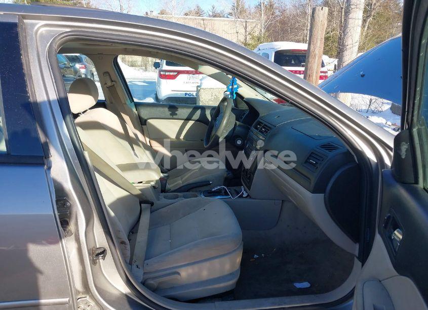 Photo 5 of 2008 Ford Fusion SE (VIN 3FAHP07Z48R209388)