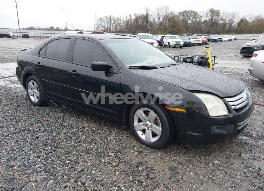 2009 Ford Fusion SE (VIN 3FAHP07Z49R109812) main photo