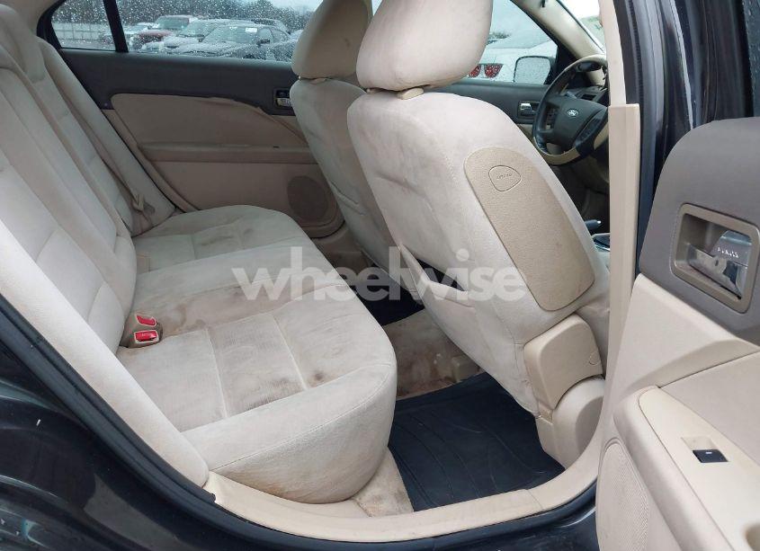 Photo 8 of 2009 Ford Fusion SE (VIN 3FAHP07Z49R109812)