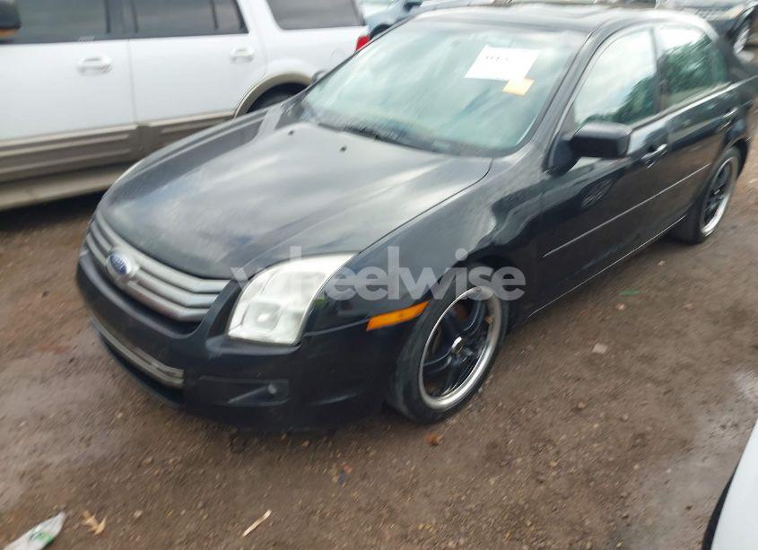 Photo 2 of 2009 Ford Fusion SE (VIN 3FAHP07Z49R147217)