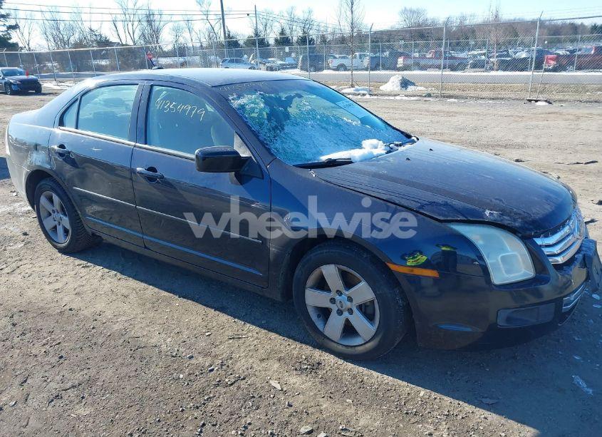 2009 Ford Fusion SE (VIN 3FAHP07Z49R159688) main photo