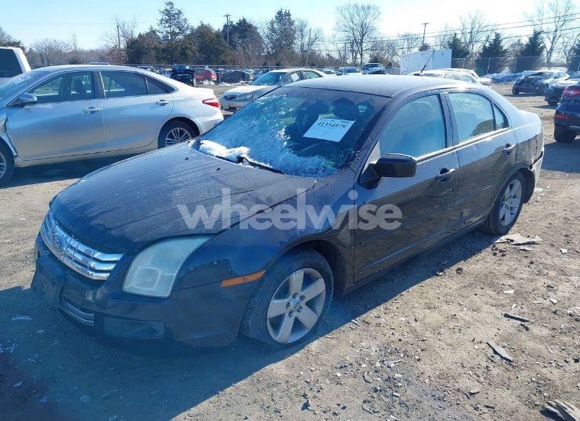 Photo 2 of 2009 Ford Fusion SE (VIN 3FAHP07Z49R159688)