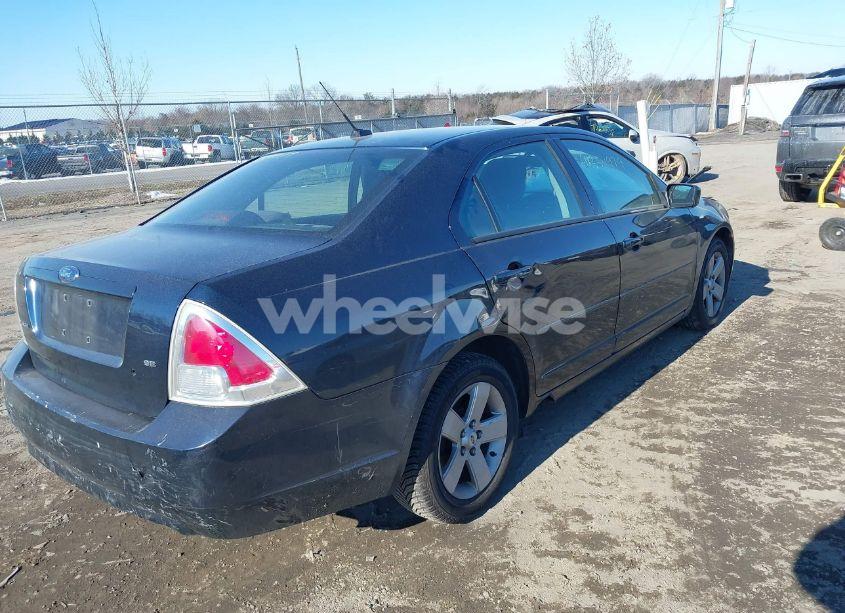 Photo 4 of 2009 Ford Fusion SE (VIN 3FAHP07Z49R159688)