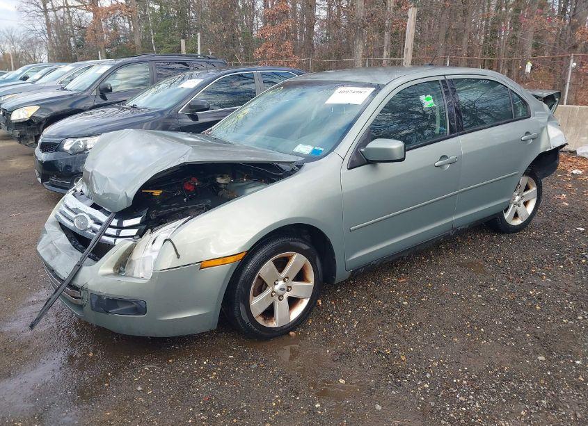 Photo 2 of 2009 Ford Fusion SE (VIN 3FAHP07Z49R183506)