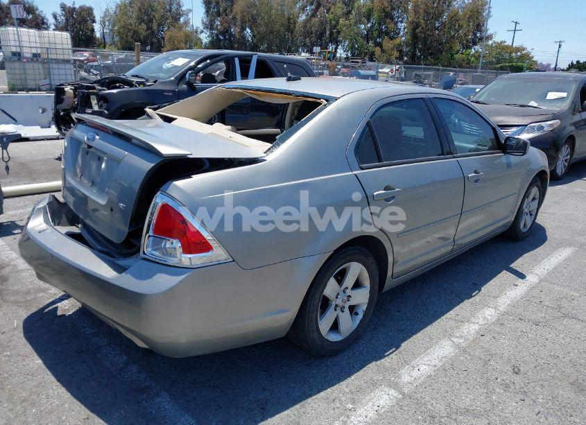 Photo 4 of 2009 Ford Fusion SE (VIN 3FAHP07Z49R212597)