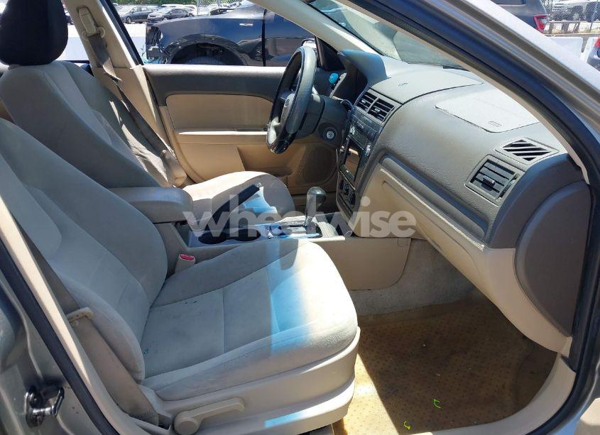 Photo 5 of 2009 Ford Fusion SE (VIN 3FAHP07Z49R212597)