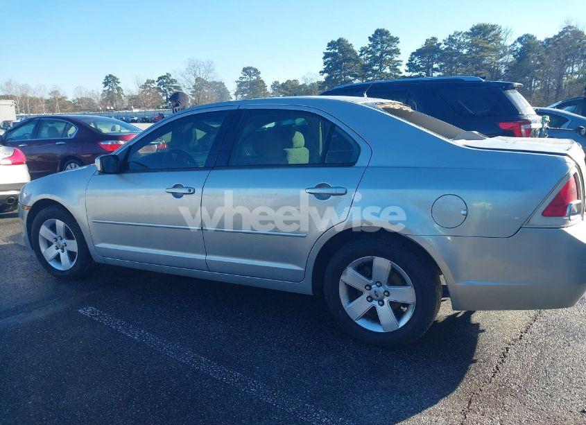 Photo 14 of 2007 Ford Fusion SE (VIN 3FAHP07Z57R174648)