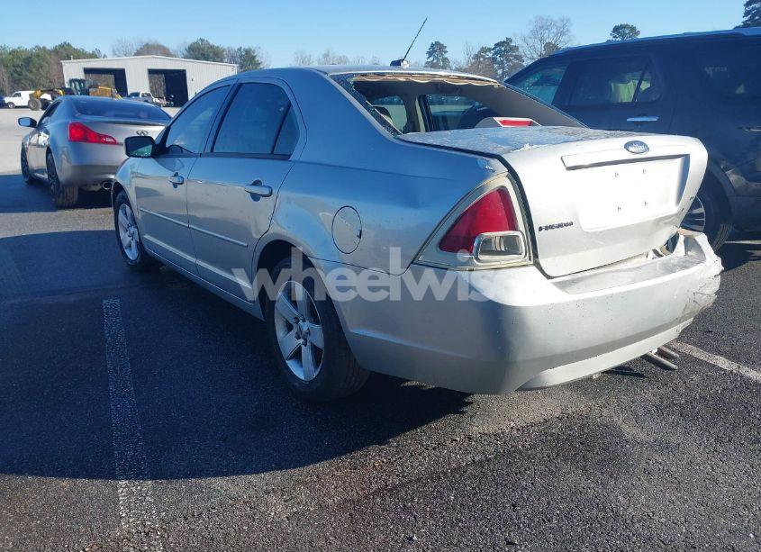 Photo 3 of 2007 Ford Fusion SE (VIN 3FAHP07Z57R174648)