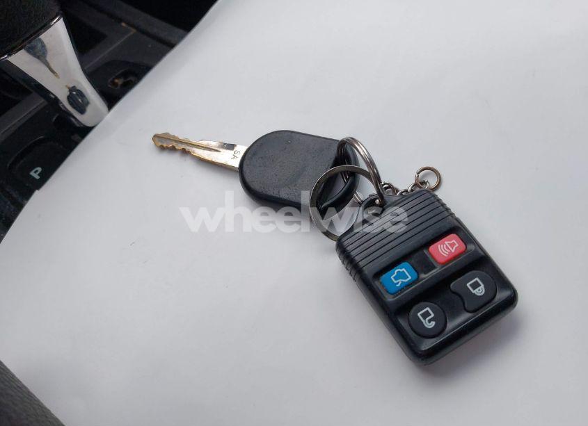 Photo 11 of 2008 Ford Fusion SE (VIN 3FAHP07Z58R273195)