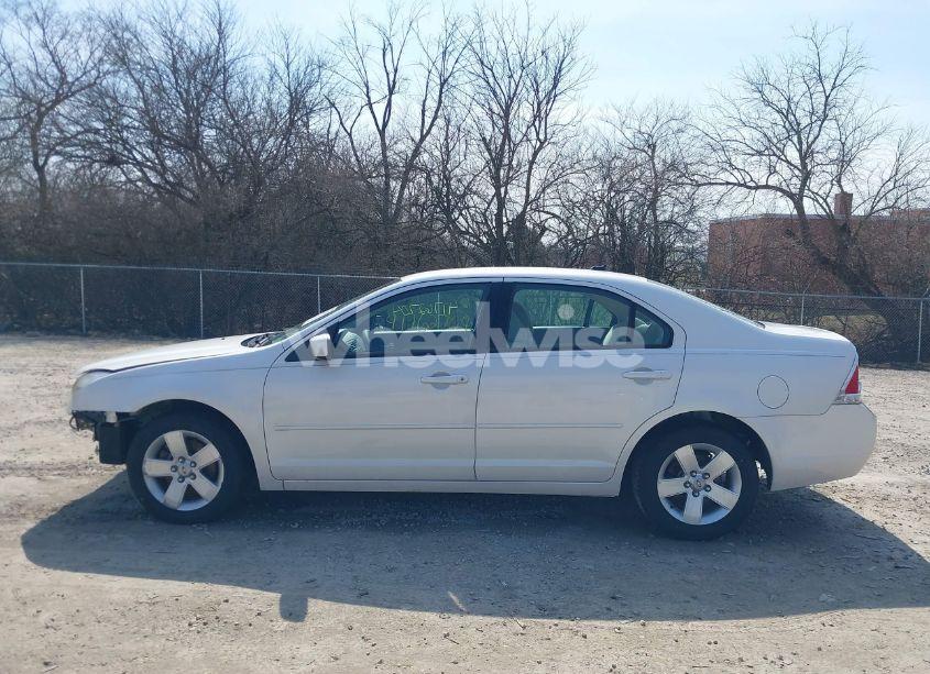 Photo 15 of 2009 Ford Fusion SE (VIN 3FAHP07Z59R127588)