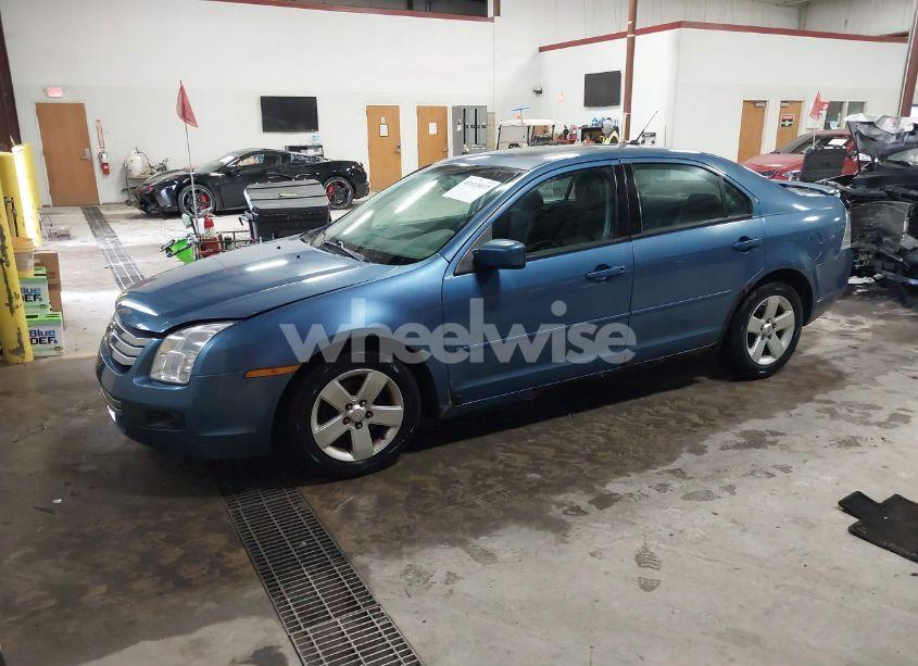 Photo 2 of 2009 Ford Fusion SE (VIN 3FAHP07Z59R134993)