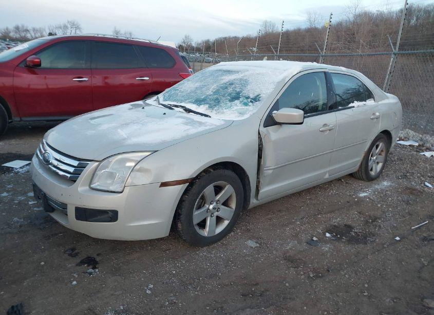 Photo 2 of 2008 Ford Fusion SE (VIN 3FAHP07Z68R138937)