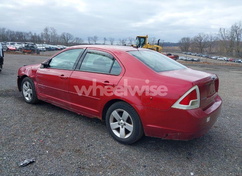 Photo 3 of 2008 Ford Fusion SE (VIN 3FAHP07Z68R243798)