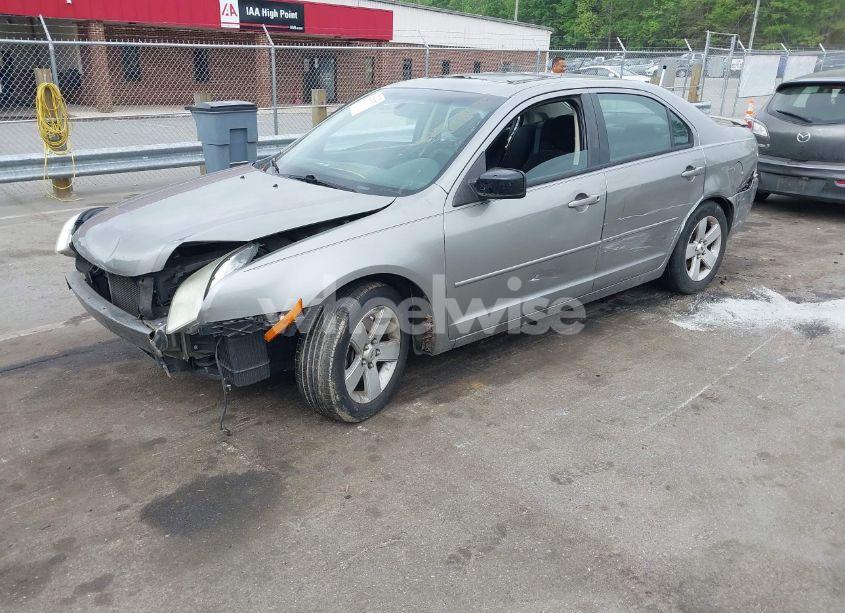 Photo 2 of 2008 Ford Fusion SE (VIN 3FAHP07Z68R247706)