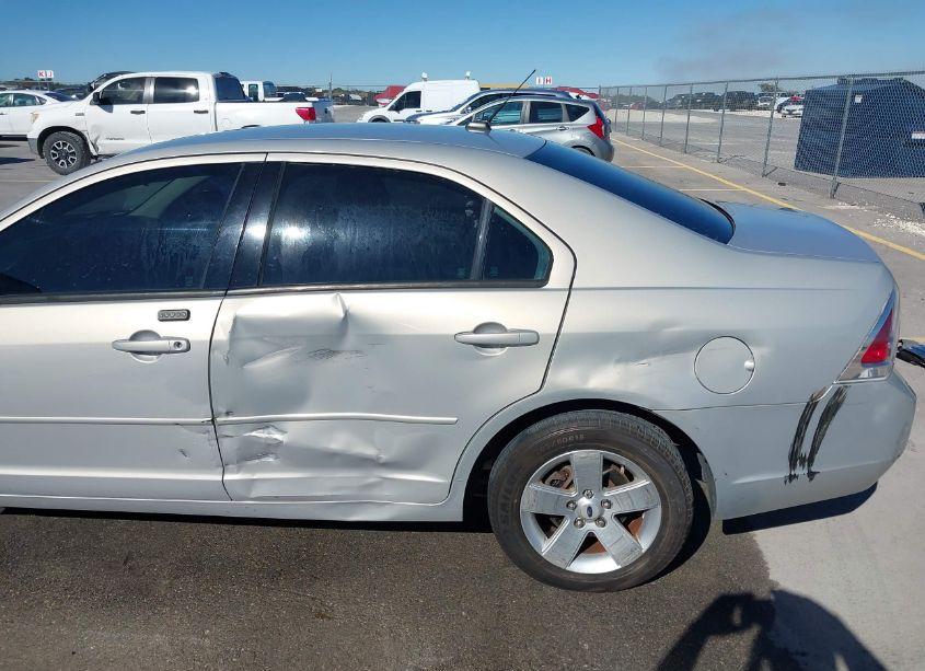 Photo 20 of 2009 Ford Fusion SE (VIN 3FAHP07Z69R182891)