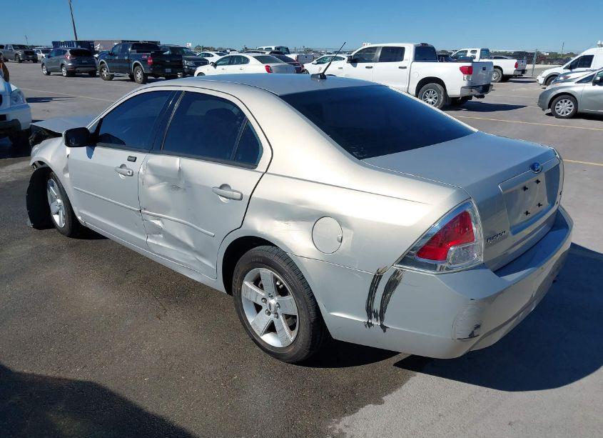 Photo 3 of 2009 Ford Fusion SE (VIN 3FAHP07Z69R182891)