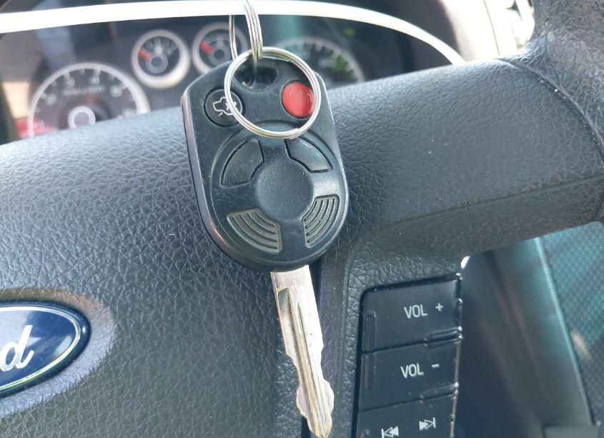 Photo 11 of 2007 Ford Fusion SE (VIN 3FAHP07Z77R266912)