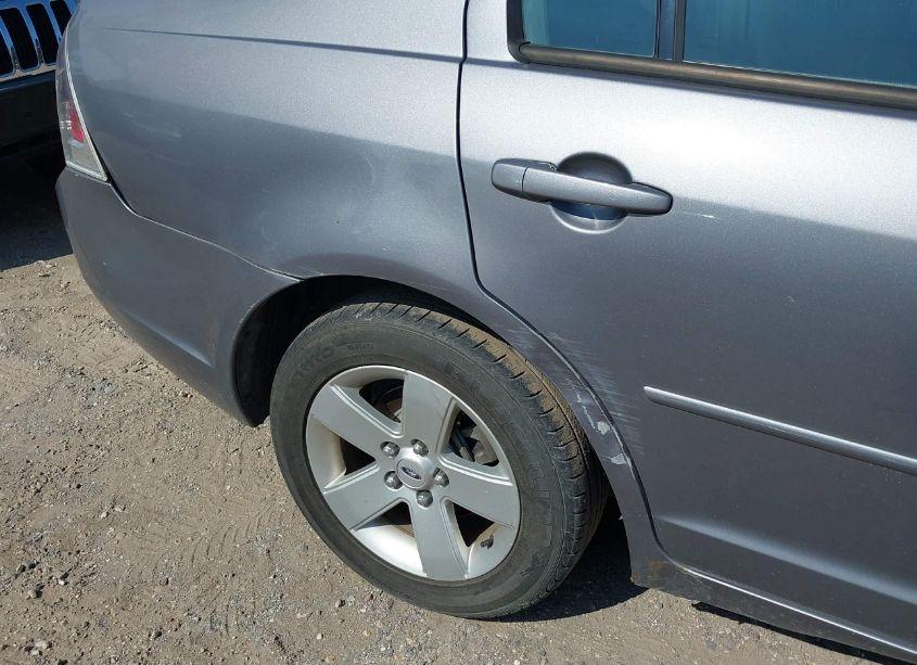 Photo 13 of 2007 Ford Fusion SE (VIN 3FAHP07Z77R266912)