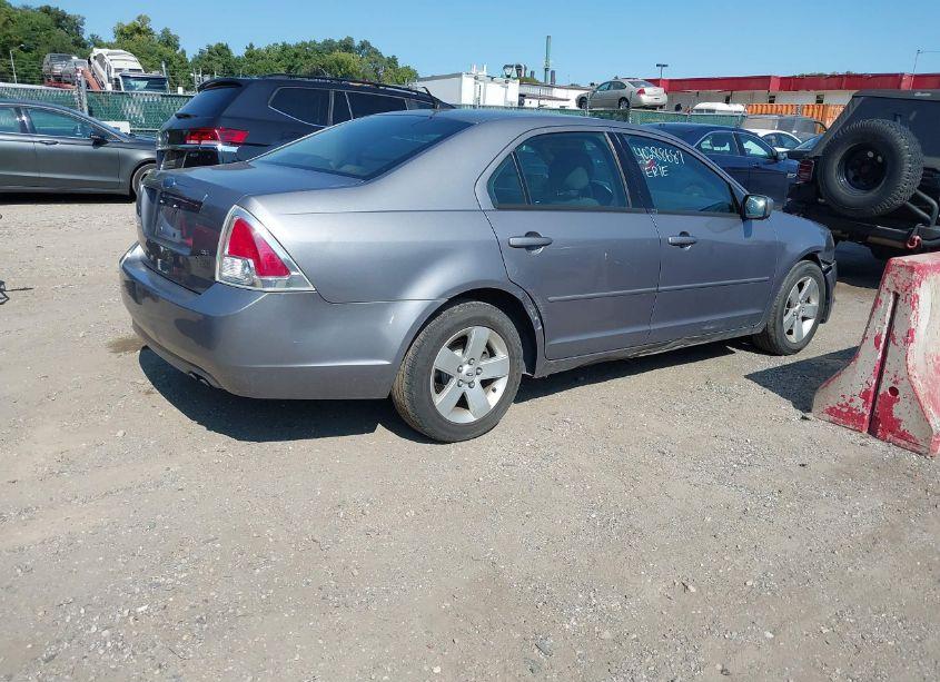 Photo 4 of 2007 Ford Fusion SE (VIN 3FAHP07Z77R266912)