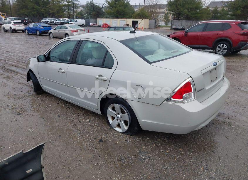 Photo 3 of 2008 Ford Fusion SE (VIN 3FAHP07Z78R152698)