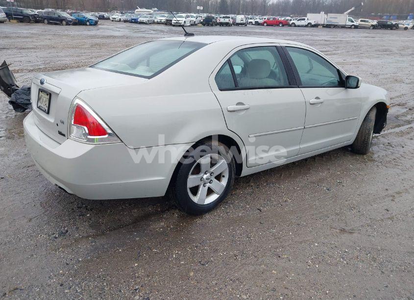 Photo 4 of 2008 Ford Fusion SE (VIN 3FAHP07Z78R152698)