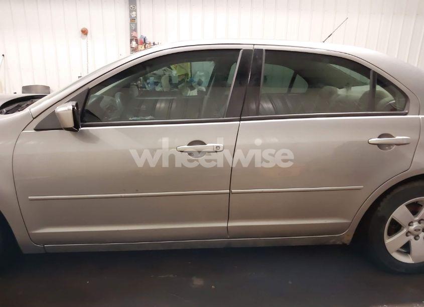 Photo 15 of 2008 Ford Fusion SE (VIN 3FAHP07Z78R206565)