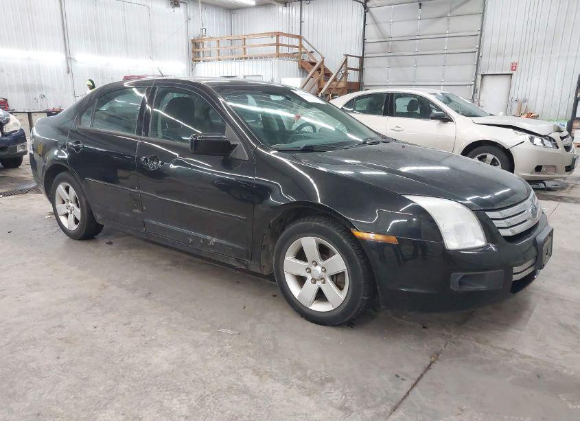 2009 Ford Fusion SE (VIN 3FAHP07Z79R169762) main photo