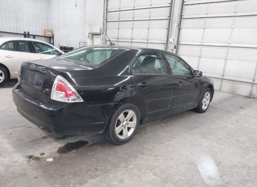 Photo 4 of 2009 Ford Fusion SE (VIN 3FAHP07Z79R169762)