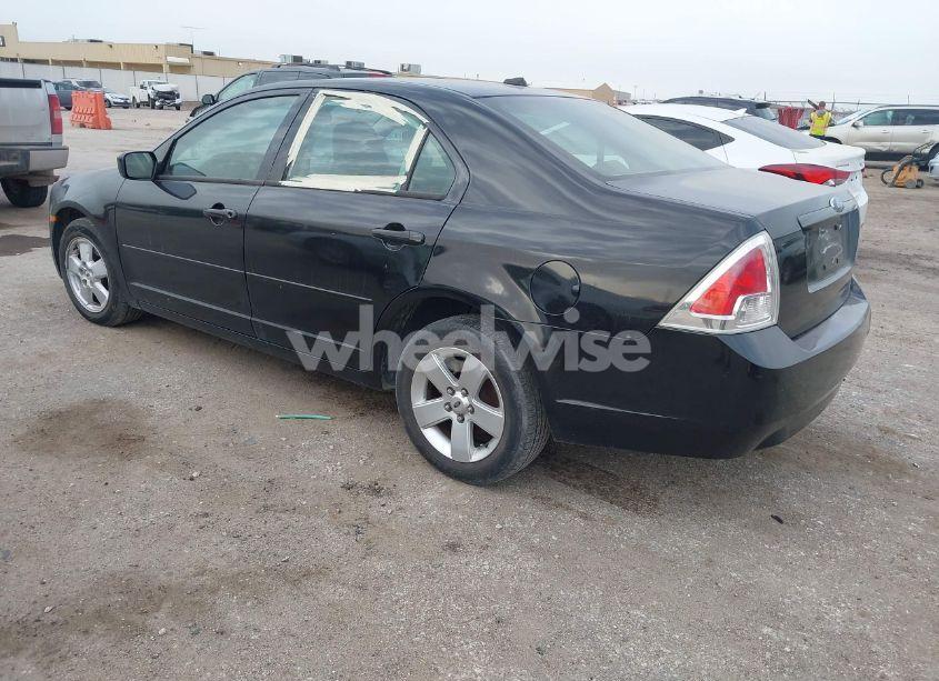 Photo 3 of 2009 Ford Fusion SE (VIN 3FAHP07Z79R179868)