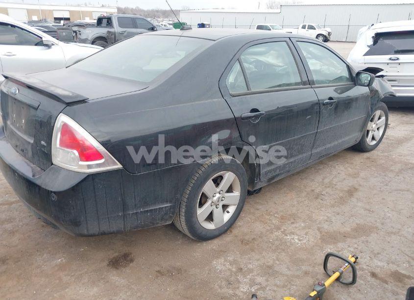Photo 4 of 2008 Ford Fusion SE (VIN 3FAHP07Z88R166187)