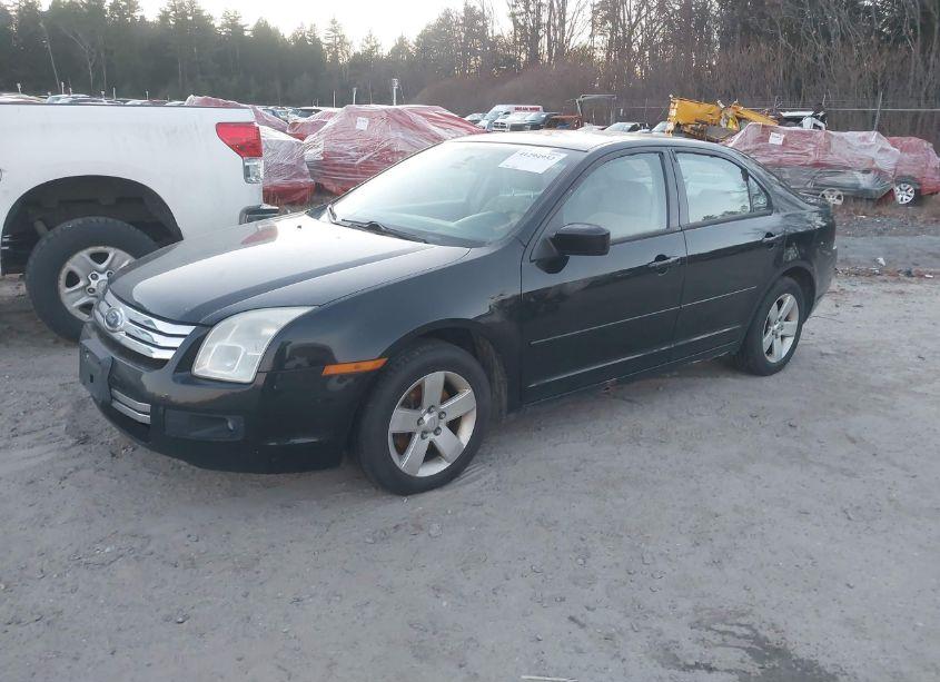 Photo 2 of 2008 Ford Fusion SE (VIN 3FAHP07Z88R241146)