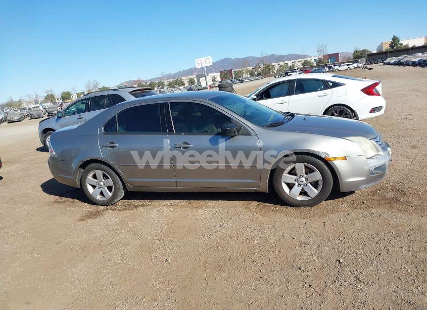 Photo 13 of 2008 Ford Fusion SE (VIN 3FAHP07Z88R248372)