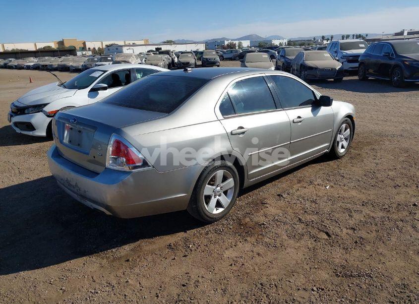 Photo 4 of 2008 Ford Fusion SE (VIN 3FAHP07Z88R248372)