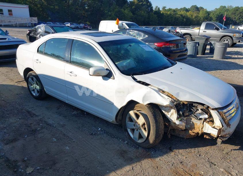 2007 Ford Fusion SE (VIN 3FAHP07Z97R111438) main photo